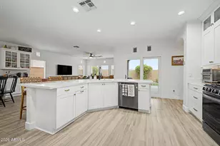 10547 W Desert Star Ln, Peoria, AZ 85382 - Photo 10