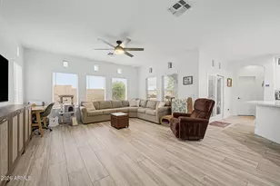 10547 W Desert Star Ln, Peoria, AZ 85382 - Photo 6