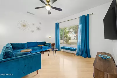 15612 W Grand Creek Lane, Surprise, AZ 85374 - Photo 8