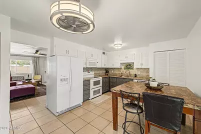 15210 N 37th Street, Phoenix, AZ 85032 - Photo 8
