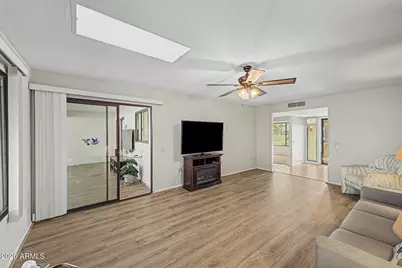 20219 N 125th Avenue, Sun City West, AZ 85375 - Photo 18