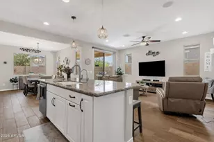 17908 W Hiddenview Dr, Goodyear, AZ 85338 - Photo 2