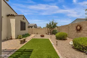17908 W Hiddenview Dr, Goodyear, AZ 85338 - Photo 16