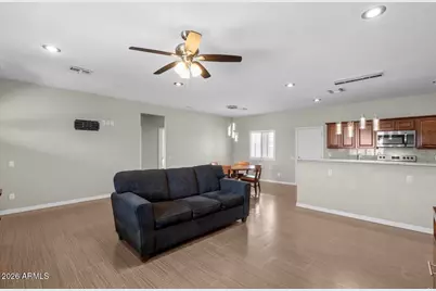 13139 W Tuckey Lane, Glendale, AZ 85307 - Photo 8