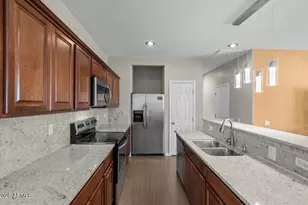 13139 W Tuckey Ln, Glendale, AZ 85307 - Photo 4