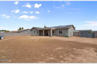 13139 W Tuckey Lane, Glendale, AZ 85307 - Photo 18