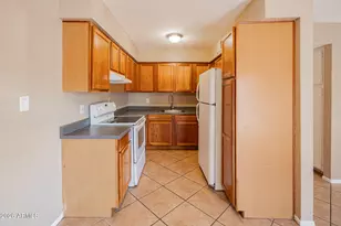 922 S Acapulco Ln, Tempe, AZ 85281 - Photo 10