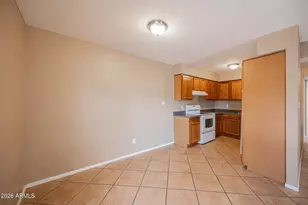922 S Acapulco Ln, Tempe, AZ 85281 - Photo 8