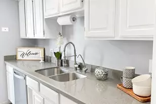 207 W Clarendon Ave, Phoenix, AZ 85013 - Photo 8