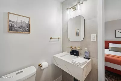 3802 E Piccadilly Road, Phoenix, AZ 85018 - Photo 30