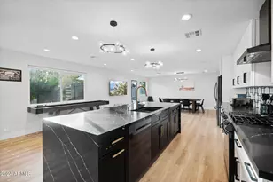 3802 E Piccadilly Rd, Phoenix, AZ 85018 - Photo 12