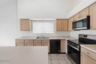 13364 W Wilshire Dr, Goodyear, AZ 85395 - Photo 10