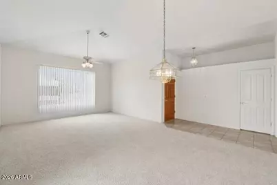13364 W Wilshire Drive, Goodyear, AZ 85395 - Photo 6