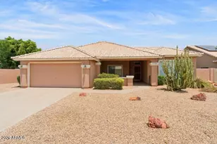 13364 W Wilshire Dr, Goodyear, AZ 85395 - Photo 2