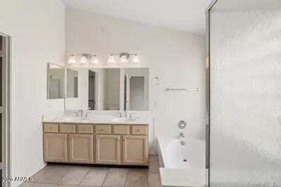 13364 W Wilshire Drive, Goodyear, AZ 85395 - Photo 26