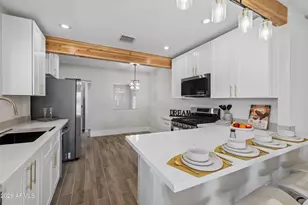 2534 N Richland St, Phoenix, AZ 85006 - Photo 12