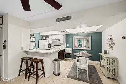 4444 E Paradise Village Parkway N #204, Phoenix, AZ 85032 - Photo 8