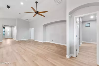 10361 W Foothill Drive, Peoria, AZ 85383 - Photo 26