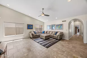9886 E Cinnabar Ave, Scottsdale, AZ 85258 - Photo 12