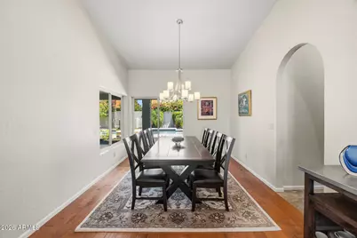 9886 E Cinnabar Avenue, Scottsdale, AZ 85258 - Photo 8