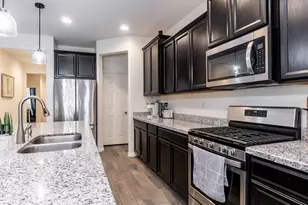 10793 S 174th Ave, Goodyear, AZ 85338 - Photo 8
