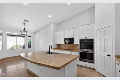 7742 E Los Gatos Drive, Scottsdale, AZ 85255 - Photo 12