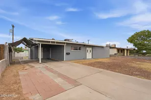 7714 W Mitchell Dr, Phoenix, AZ 85033 - Photo 2
