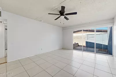 7714 W Mitchell Drive, Phoenix, AZ 85033 - Photo 4