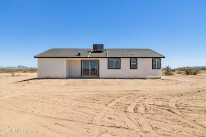 38545 W Montebello Avenue, Tonopah, AZ 85354 - Photo 6