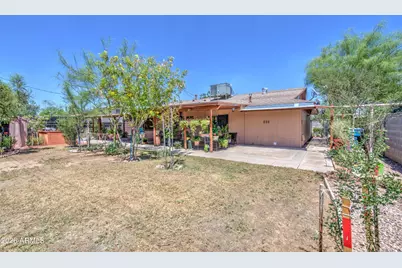 3810 N 78th Drive, Phoenix, AZ 85033 - Photo 38
