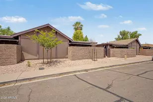 924 S Hacienda Dr, Tempe, AZ 85281 - Photo 2