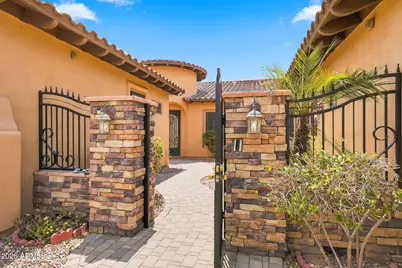 14545 W Sheridan Street, Goodyear, AZ 85395 - Photo 2
