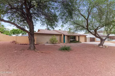 2338 E Yucca Street, Phoenix, AZ 85028 - Photo 4