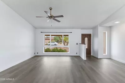 2338 E Yucca Street, Phoenix, AZ 85028 - Photo 14