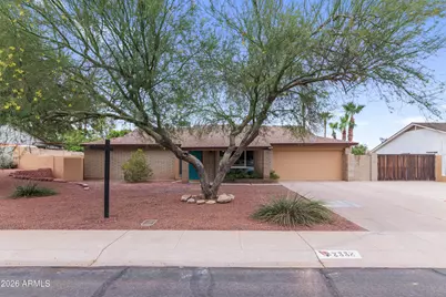 2338 E Yucca Street, Phoenix, AZ 85028 - Photo 1