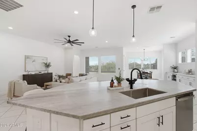 21255 W Minnezona Avenue, Buckeye, AZ 85396 - Photo 20