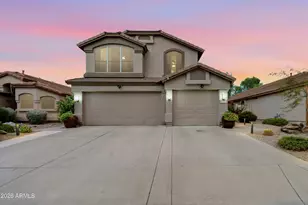 4626 E Adobe Dr, Phoenix, AZ 85050 - Photo 1