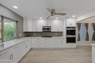 4626 E Adobe Dr, Phoenix, AZ 85050 - Photo 1