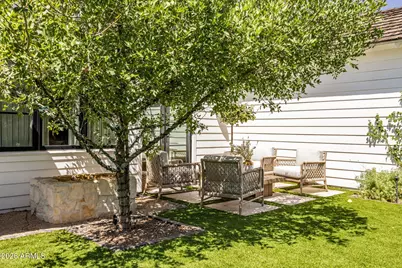 4455 E Calle Del Norte --, Phoenix, AZ 85018 - Photo 34