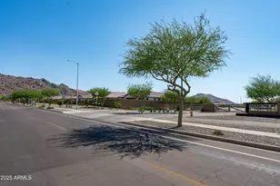 618 E Piedmont Rd, Phoenix, AZ 85042 - Photo 4
