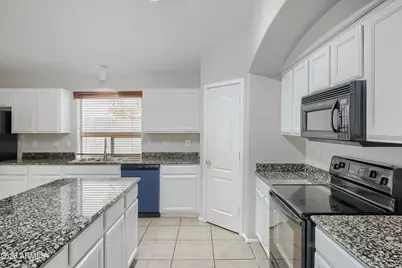 29101 N Mountain View Road, San Tan Valley, AZ 85143 - Photo 4