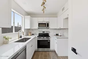 19220 N 14th St, Phoenix, AZ 85024 - Photo 2