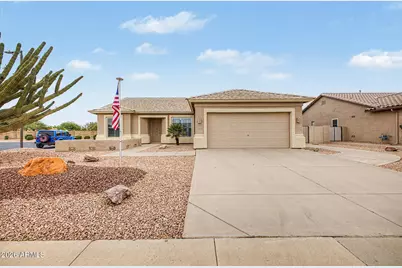 6955 S Newport Court, Chandler, AZ 85249 - Photo 2
