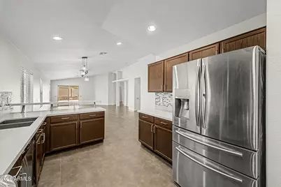 8928 W Harmony Lane, Peoria, AZ 85382 - Photo 12