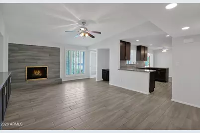 6125 N Central Avenue #14, Phoenix, AZ 85012 - Photo 2