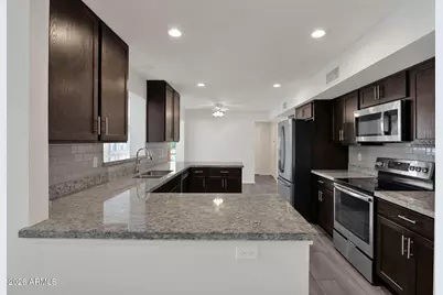 6125 N Central Avenue #14, Phoenix, AZ 85012 - Photo 6
