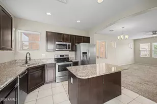 1940 N 77th Dr, Phoenix, AZ 85035 - Photo 10