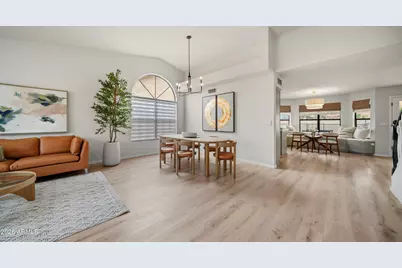 2553 E Indigo Brush Road, Phoenix, AZ 85048 - Photo 12