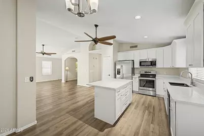2210 E Menadota Drive, Phoenix, AZ 85024 - Photo 16