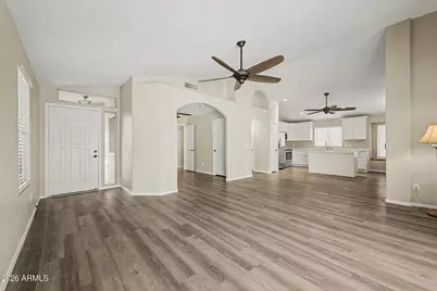 2210 E Menadota Drive, Phoenix, AZ 85024 - Photo 8
